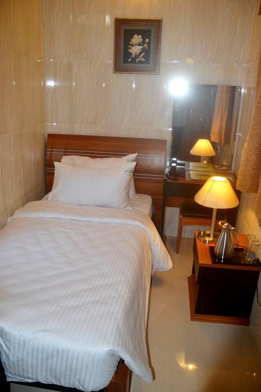 Peace Inn Chennai Zewnętrze zdjęcie